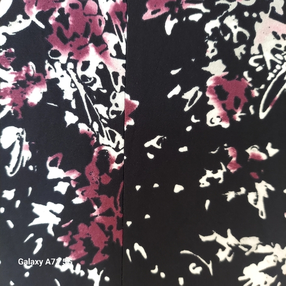 NWT Kamali Kulture Cap Sleeve Side Draped Dress Black Abstract Floral Sz… - Picture 7 of 17